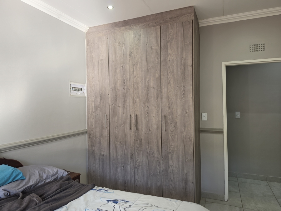 2 Bedroom Property for Sale in Navalsig Free State